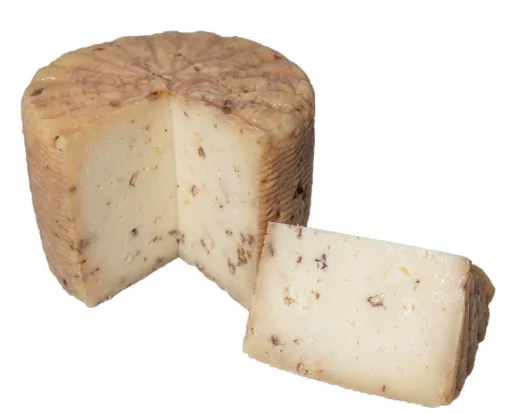 Pecorino Bagnolese aromatizzato alle noci