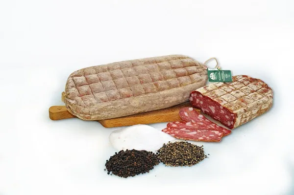 Spianata dolce a metà Salumi di Potenza