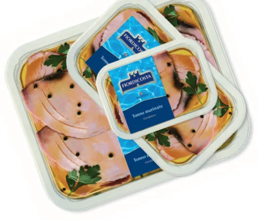 Tonno marinato in olio di semi vaschetta 1 kg Fiordicosta