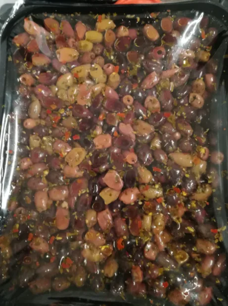 Olive nere denocciolate condite 3 kg Miccio