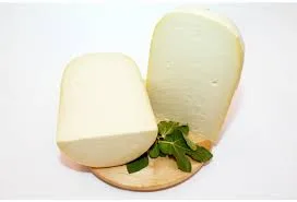 Provolone porzionato a tranci sottovuoto Pizzighettone