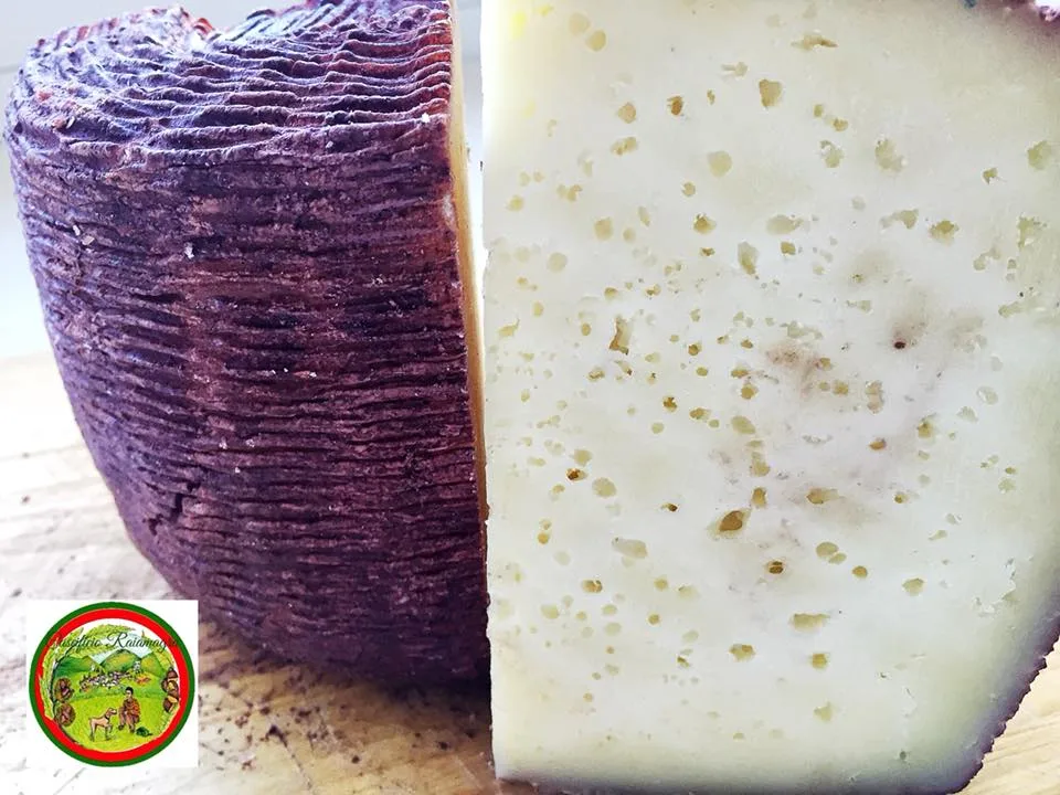 Pecorino di Bagnoli Irpino affinato al Fiano Raiamagra