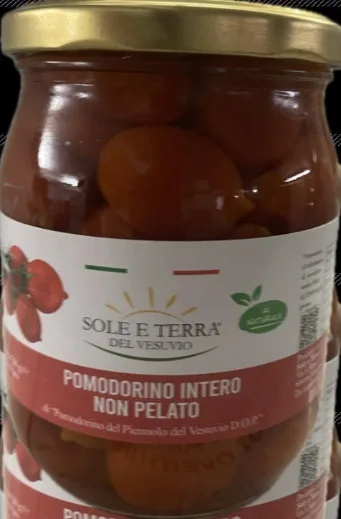 Pomodorino del Piennolo del Vesuvio DOP in acqua e sale Sole e Terra