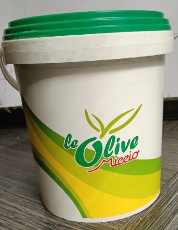 Olive nere passoloni in salamoia Miccio