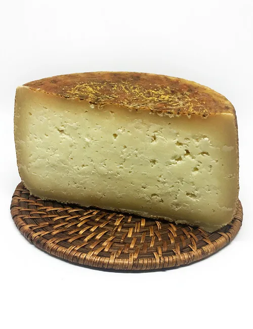 Pecorino di Bagnoli Irpino affinato al fieno Raiamagra