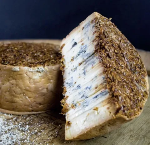 Kristal Formaggio erborinato alla birra Alta Mangiuria