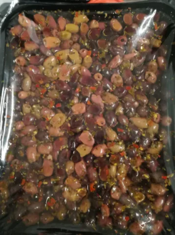 Olive nere denocciolate condite Miccio